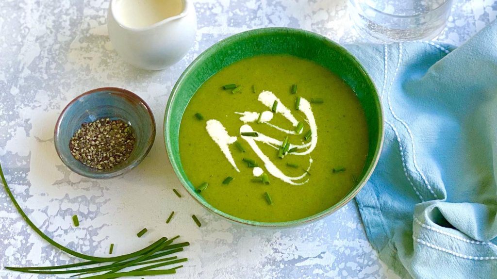 Lettuce soup